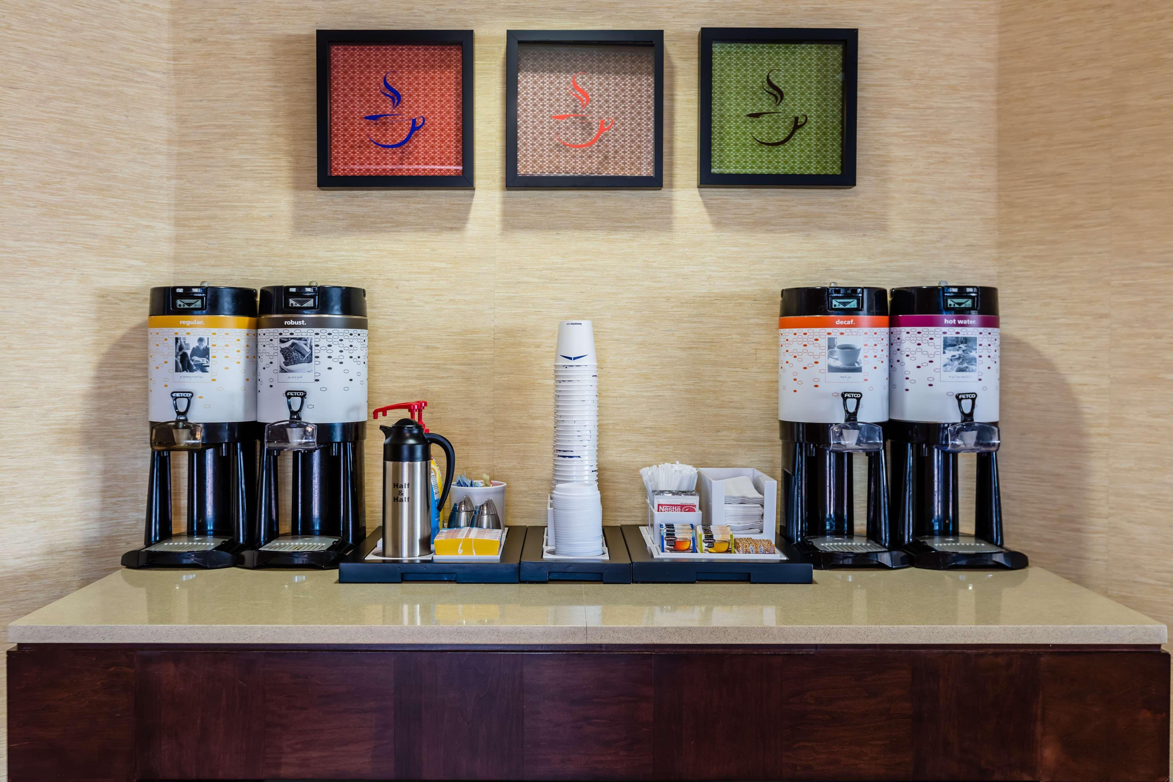 Hampton Inn St Charles St Peters Saint Charles Экстерьер фото