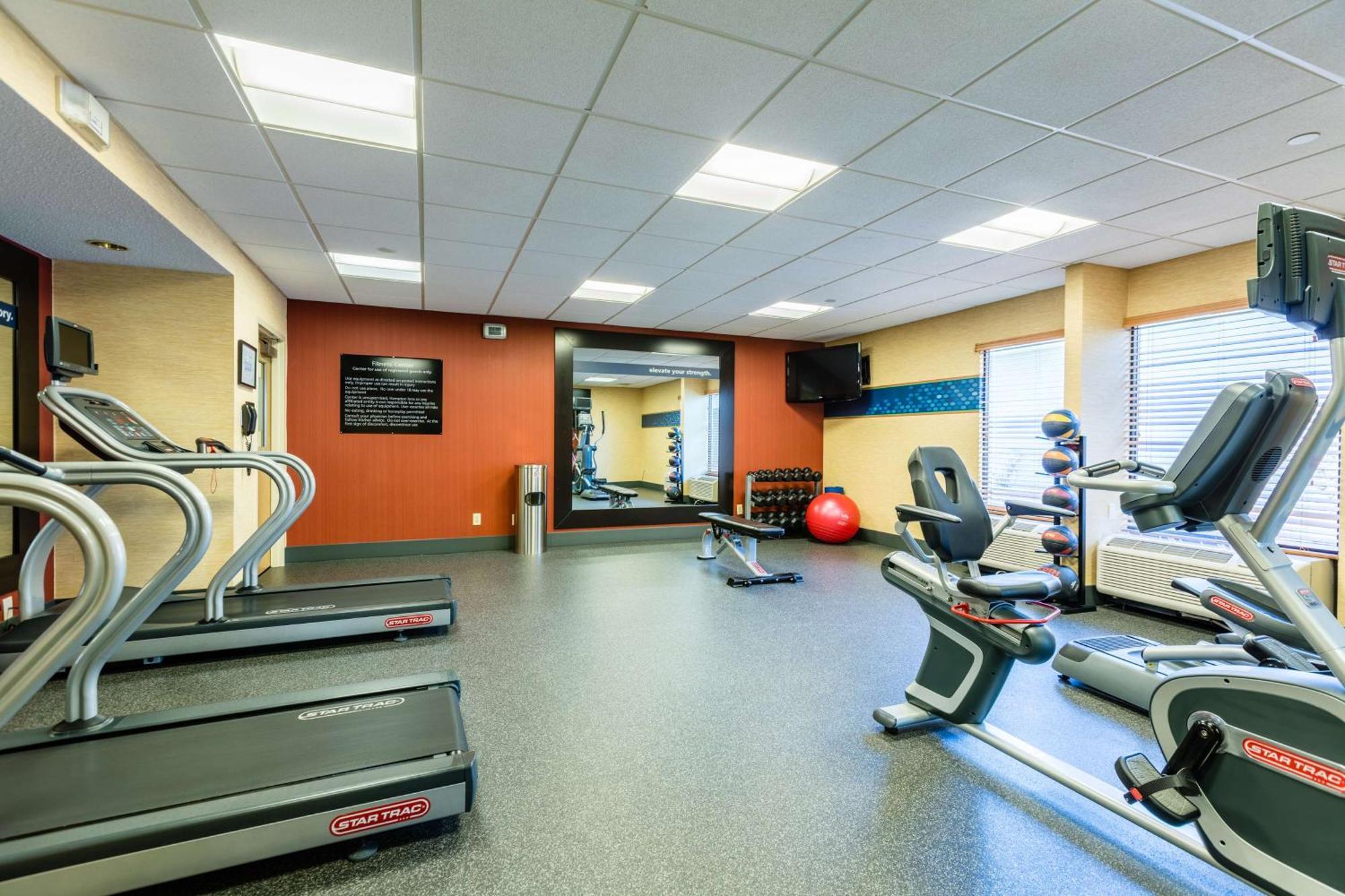 Hampton Inn St Charles St Peters Saint Charles Экстерьер фото