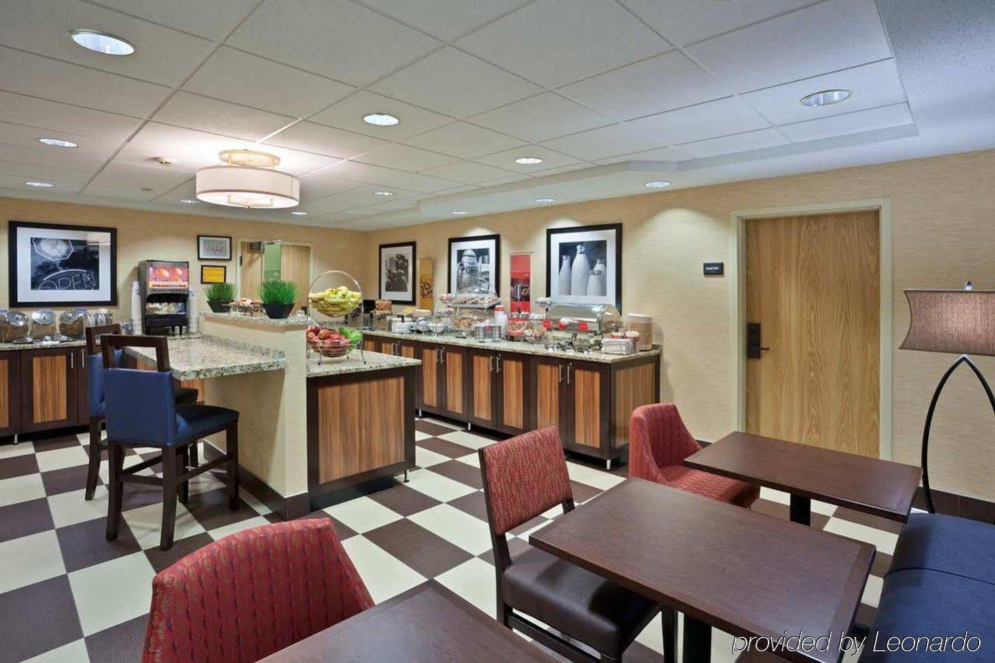 Hampton Inn St Charles St Peters Saint Charles Экстерьер фото